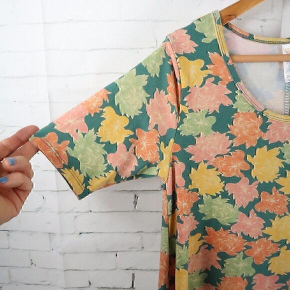 LULAROE MULTI FALL FLORAL SHORT SLEEVE ROUND NECK TUNIC TOP SIZE XXS - Picture 6 of 10